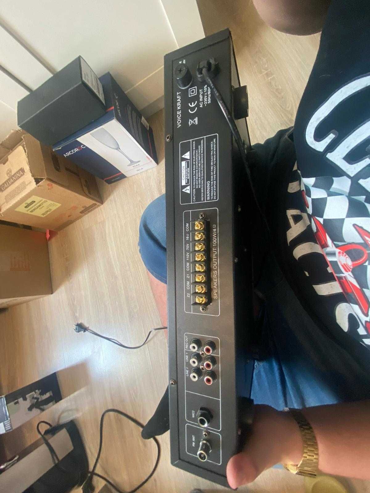 Wzmacniacz Voice Kraft ABS-802U-BK
