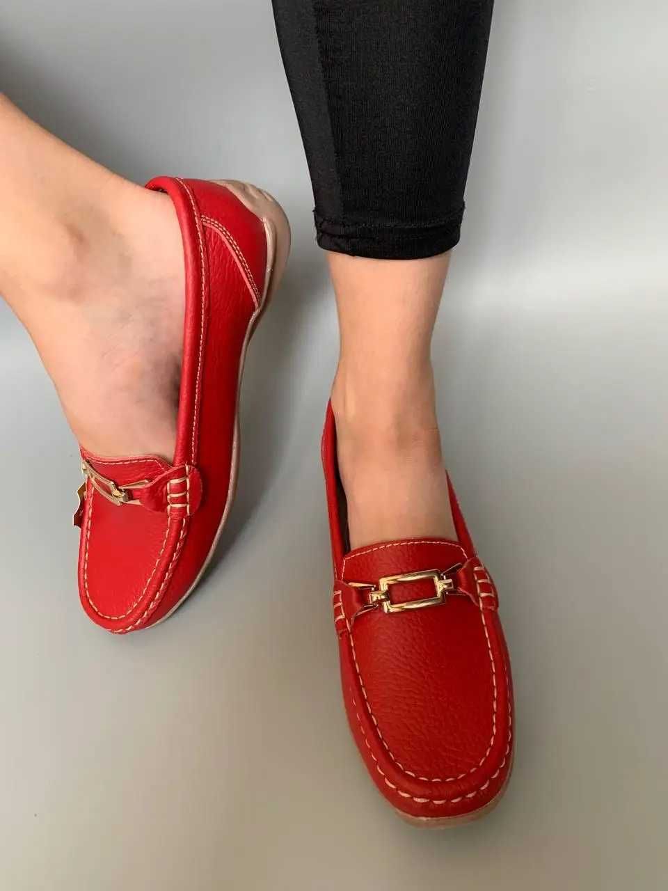 Женские кожаные мокасины красные bottine souriante