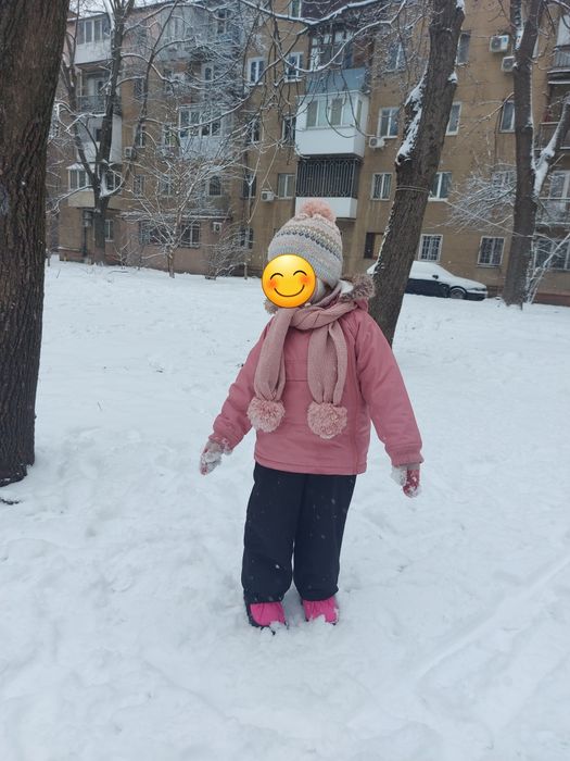 Зимний комбинезон для девочки