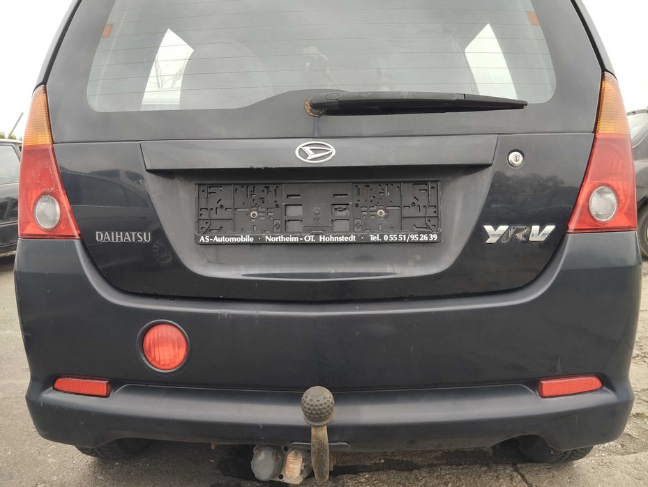 Daihatsu YRV 1.3i 5D 2002r.Zderzak tylny.