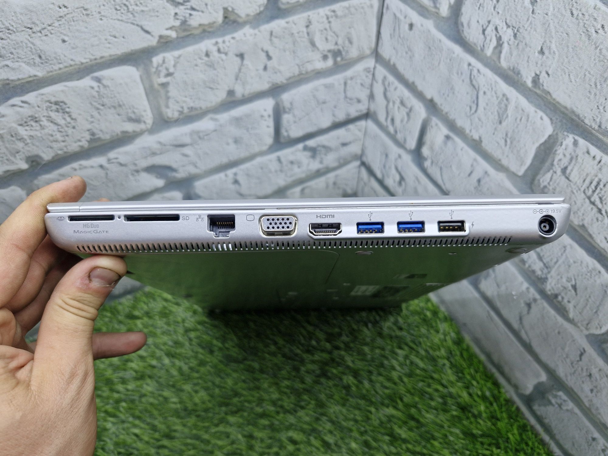 Магазин:Sony Vaio/Core i5-3210M/6gb/180SSD/Nvidia 640M 2gb/Ноутбук.