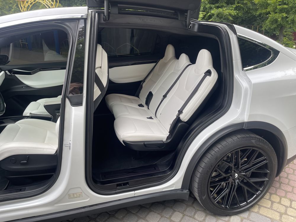 Tesla Model X 100D тесла модел Х 2017