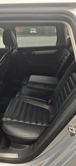 VW Passat  Alltrack b7