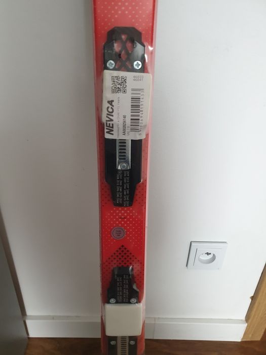 Nevica 140 cm narty unisex z wiazaniami