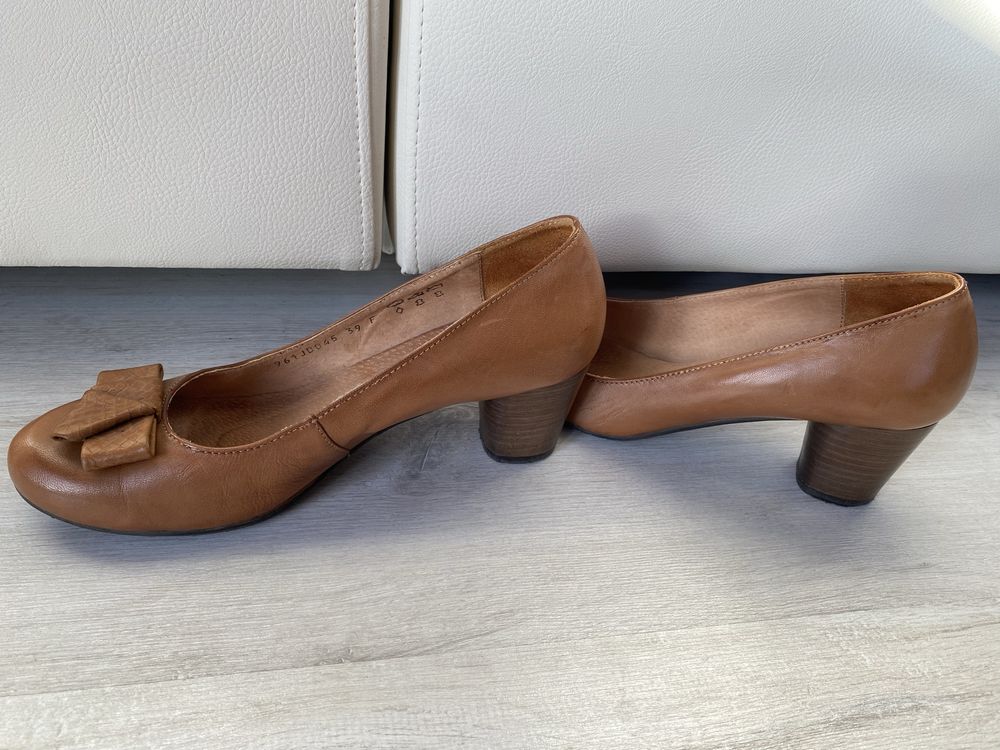Buty skórzane brązowe 39