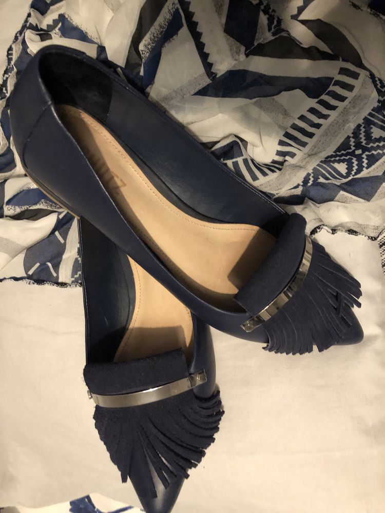 Sapatos de couro azul 37