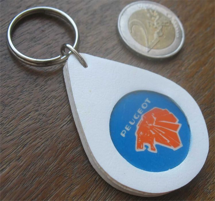 Porta-Chaves - Peugeot (símbolo clássico similar ao actual) - 2