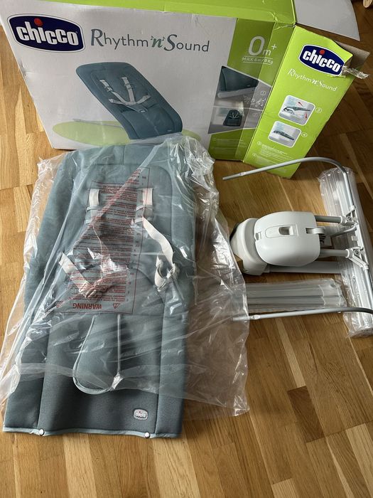Bujaczek leżaczek chicco rhythm n sound