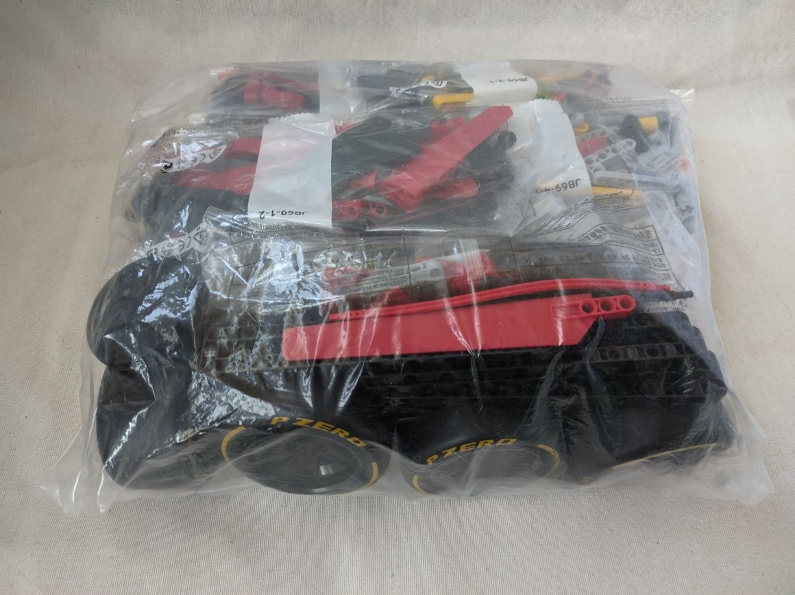 Новий! Конструктор Ferrari SF-24 F1 (аналог 42207)