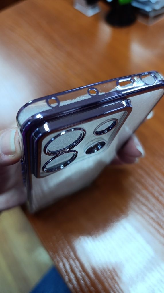 Продам чехол на Xiaomi Redmi note 13 pro 5g