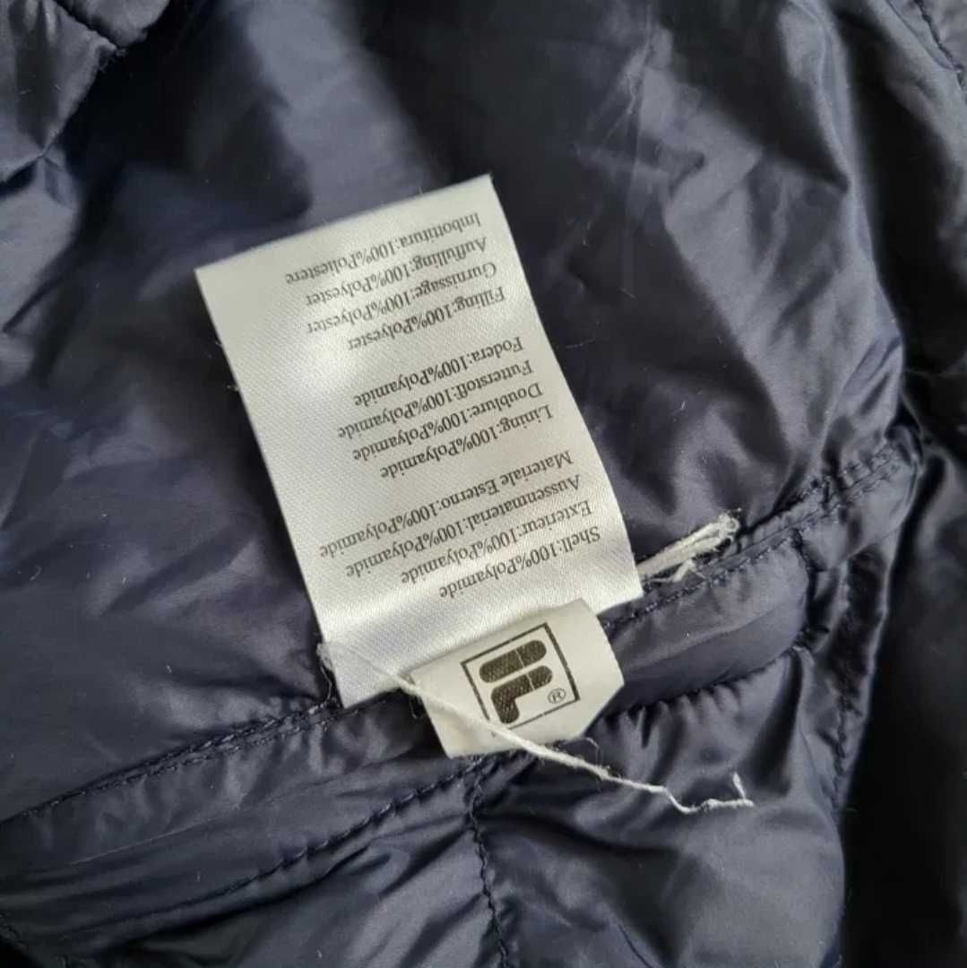 Курточка Fila с капюшоном женская