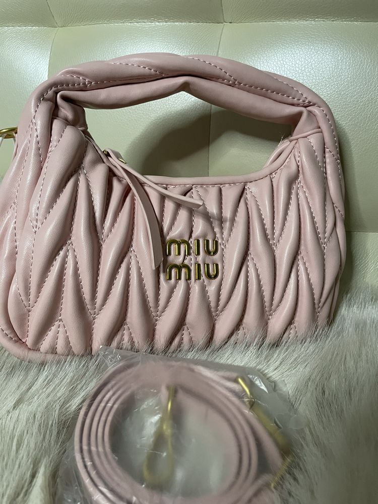 Miu Miu новая сумка оригинал