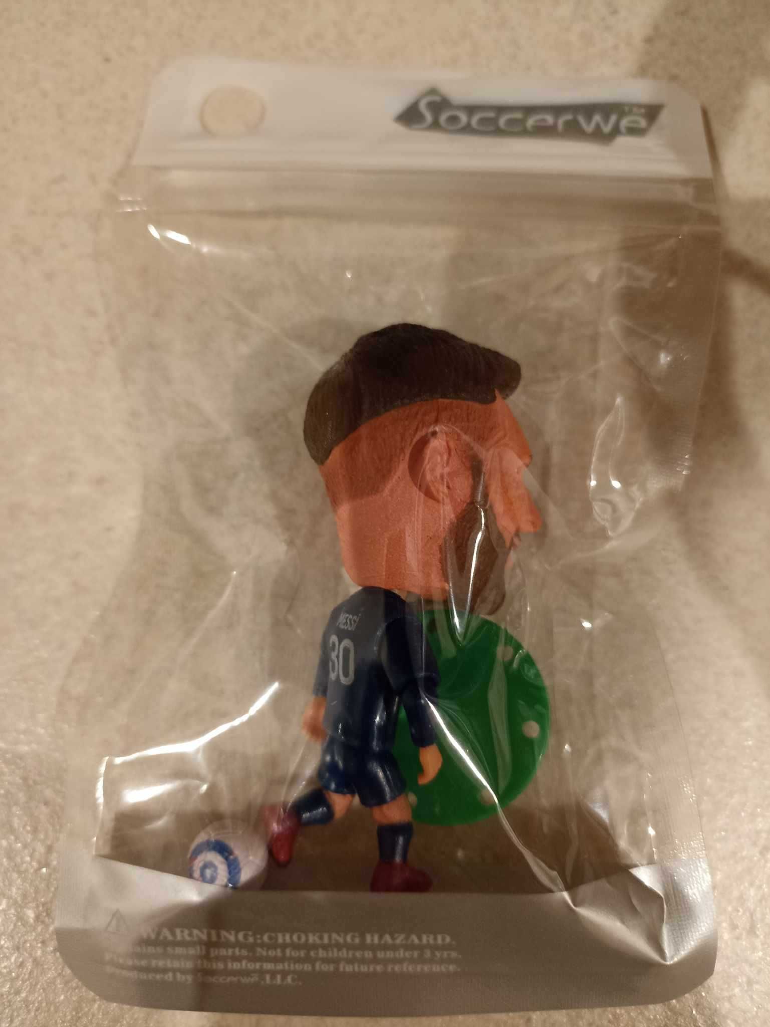 Figurka piłkarz Leo Messi PSG 30 z piłką