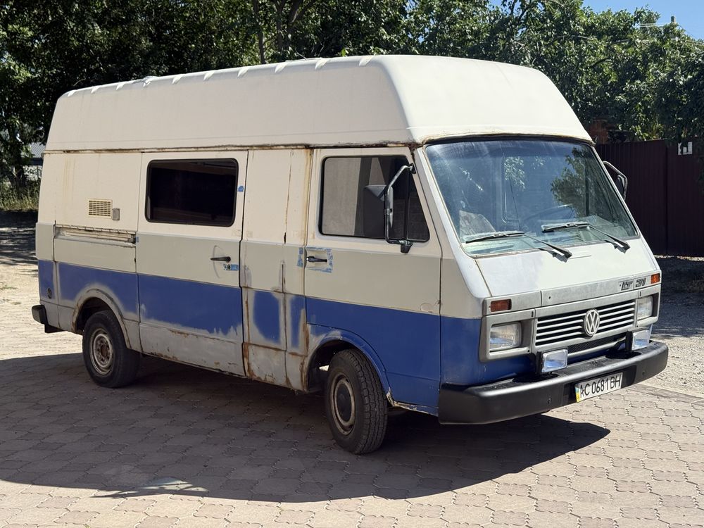 Volkswagen LT31. Пассажир. Автодом. 2.4 дизель.