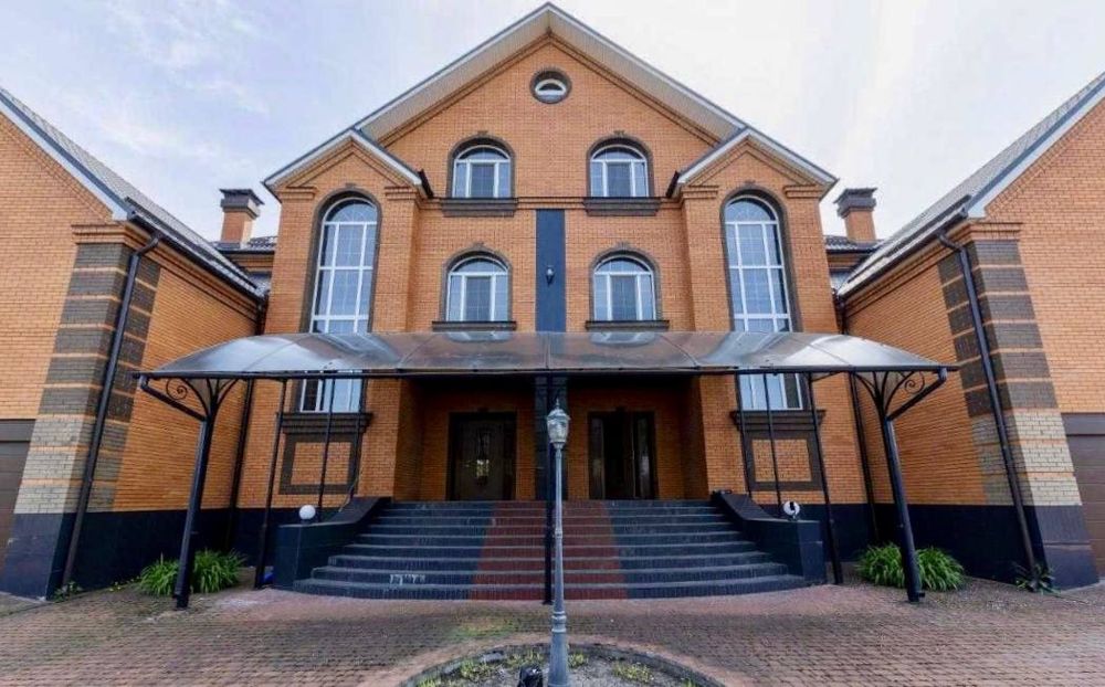 Продаж будинку для великої родини на Київському морі с.Хотянівка