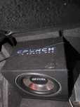 Subwoofer samochodowy wraz z wzmacniaczem