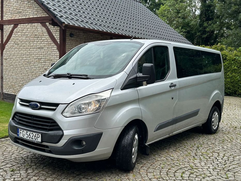 Ford Transit Custom Ford Trasit Custom 2016r 9 osób Polski Salon  VAT 23%