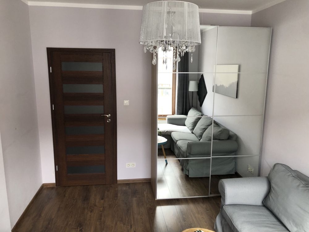 Zwierzolubny pokój do wynajęcia 12m2 przy Parku Powstańców Warszawy