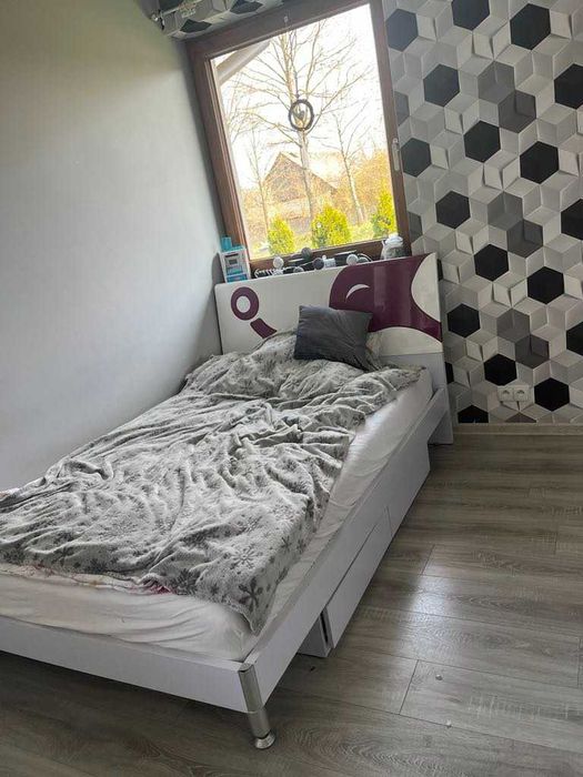 Łózko młodzieżowe (z materacem 120x190)