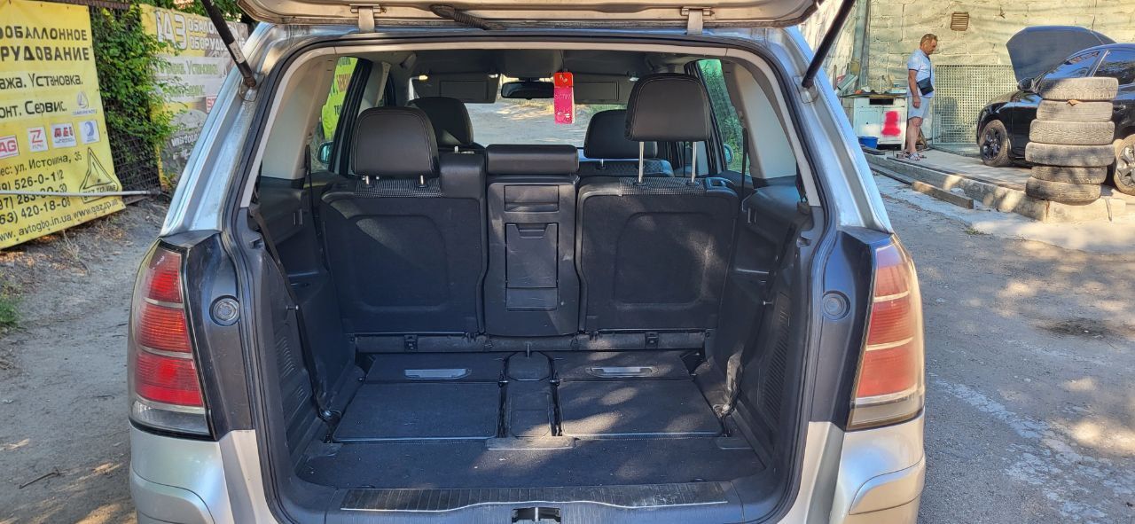 Opel Zafira семимісний для військового