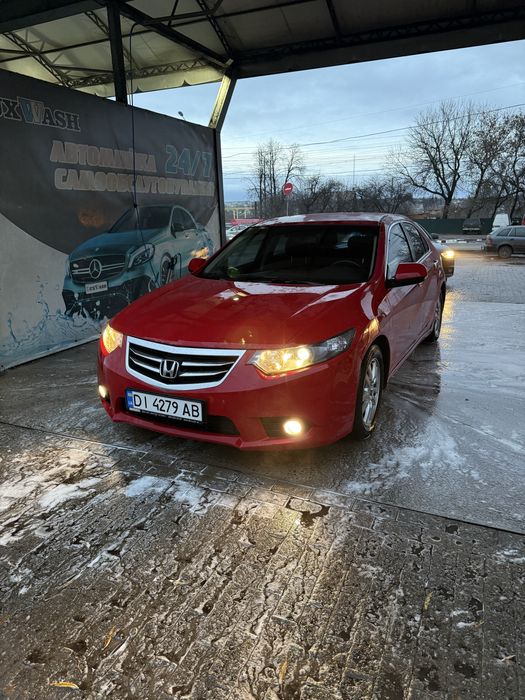 Honda accord 8 2.0 бензин 2011 року 163 тис.км