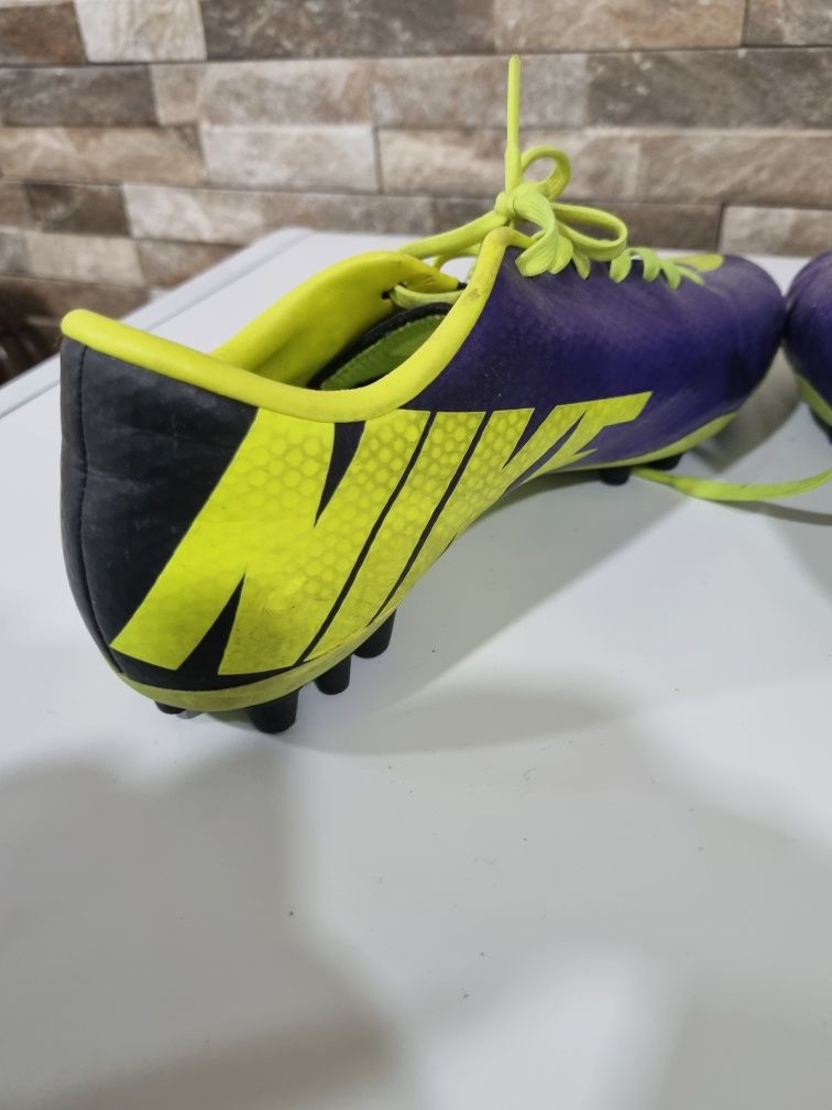 Chuteiras Nike Mercurial