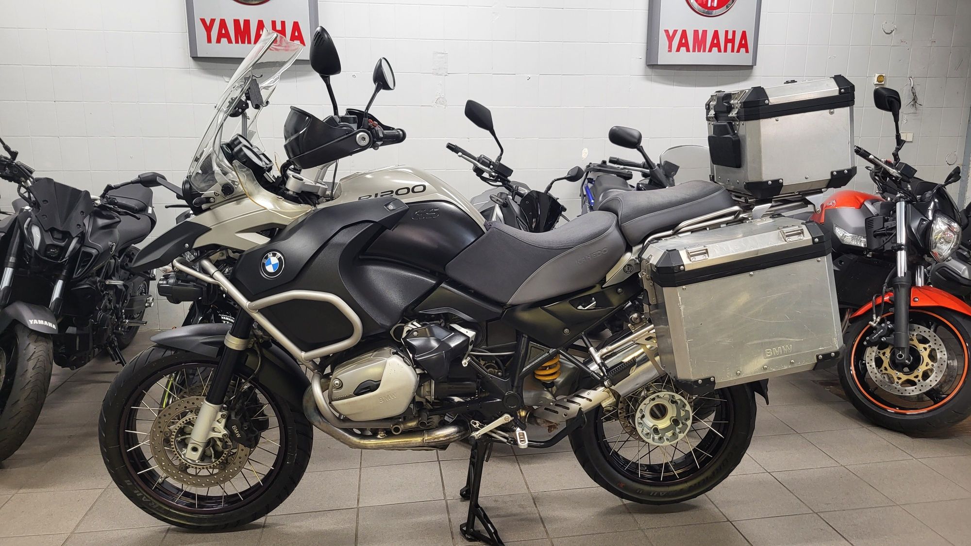 BMW R 1200 GS ADV Bezwypadkowy Niemcy Ksiązki Dostawa pod dom