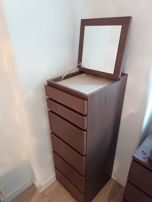 Cômoda IKEA MALM com Espelho – Excelente Estado