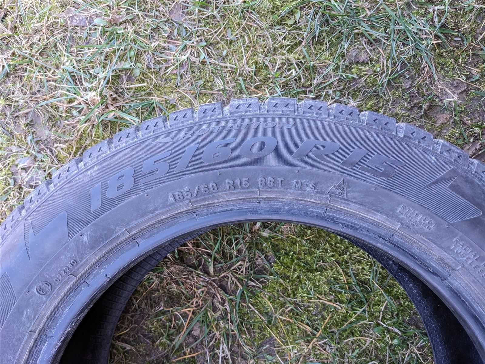 Шини зимові 185 60 R15 Pirelli Zero