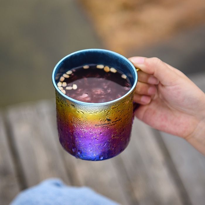 Чашка з кришкою титанова 450 мл з анодуванням