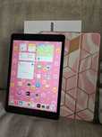 Apple iPad 9th Gen - Stan idealny iPad 10.2