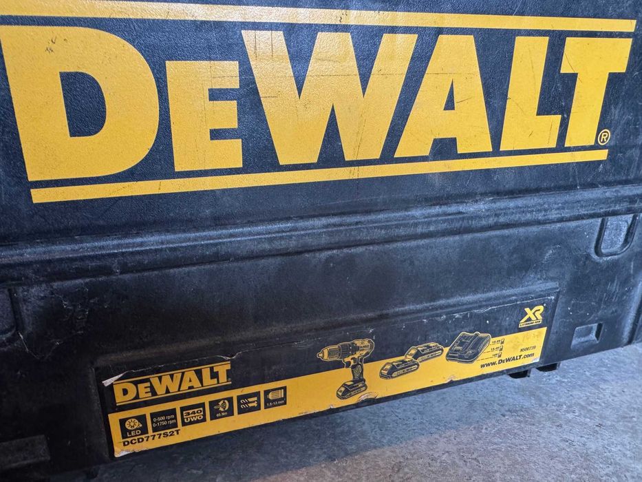 DeWALT wiertarko-wkrętarka 18V, komplet.