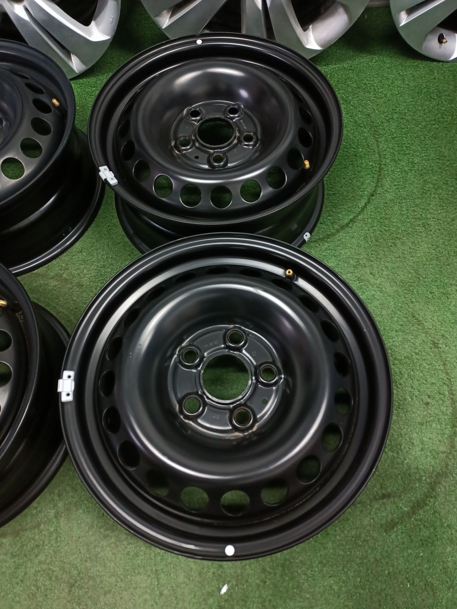 Nowe 16" felgi 5x120 et51 Oryginalne VW T5 T6 Wysyłka