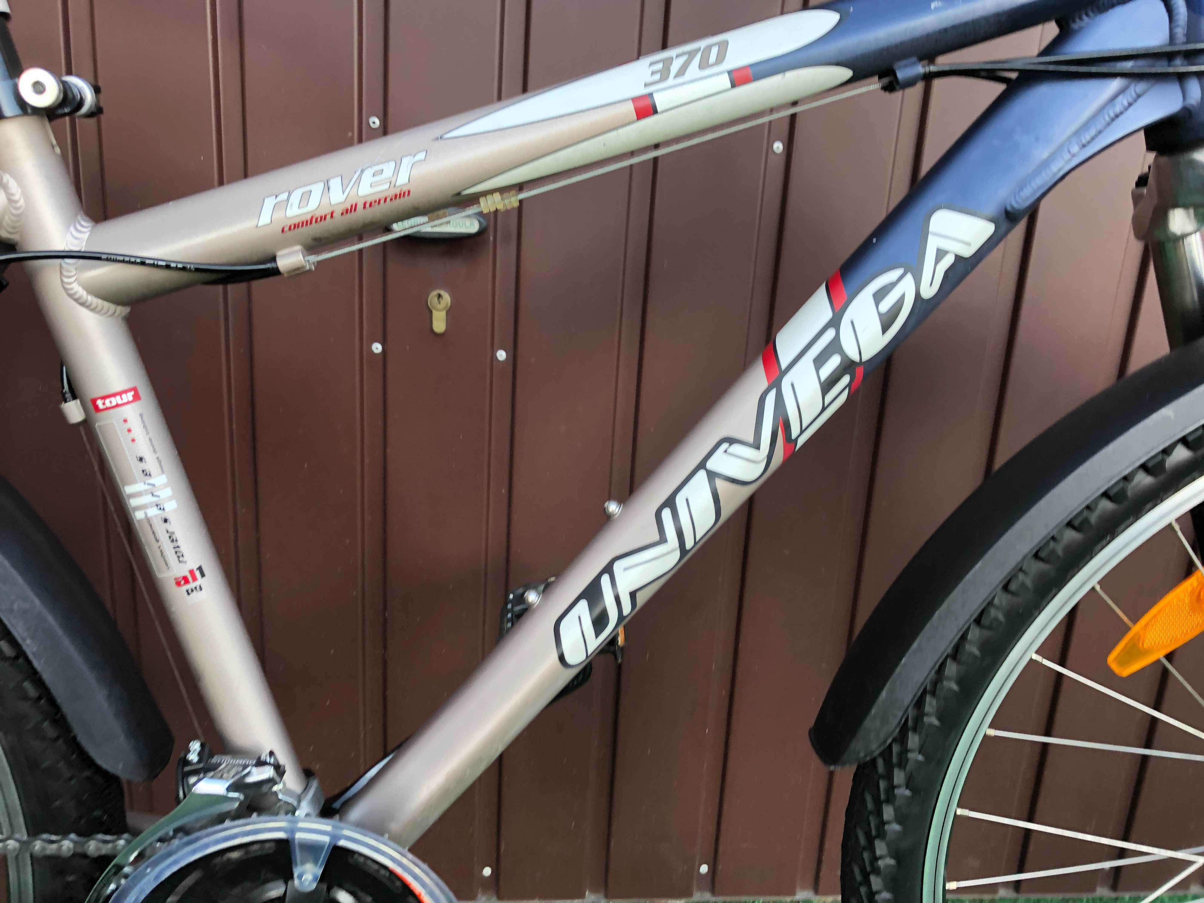 Rower mtb UNIVEGA ROVER/rama alu. 17 cali/koła 26"/amor./ALIVIO