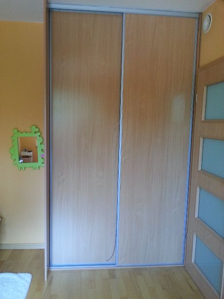 Drzwi suwane do szafy