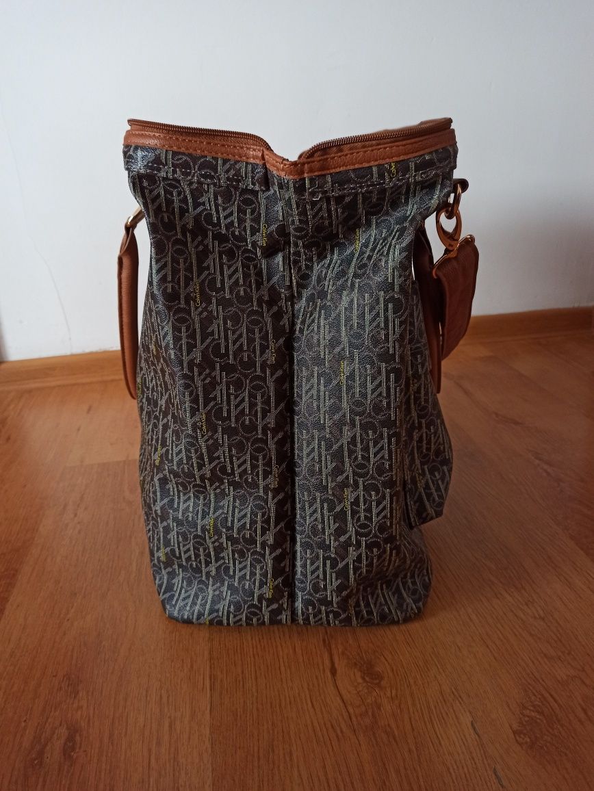 Torba podróżna Calvin Klein logowana