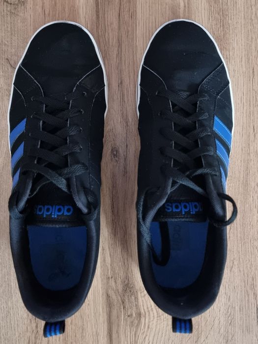 Buty adidas AW 4591 rozmiar 44