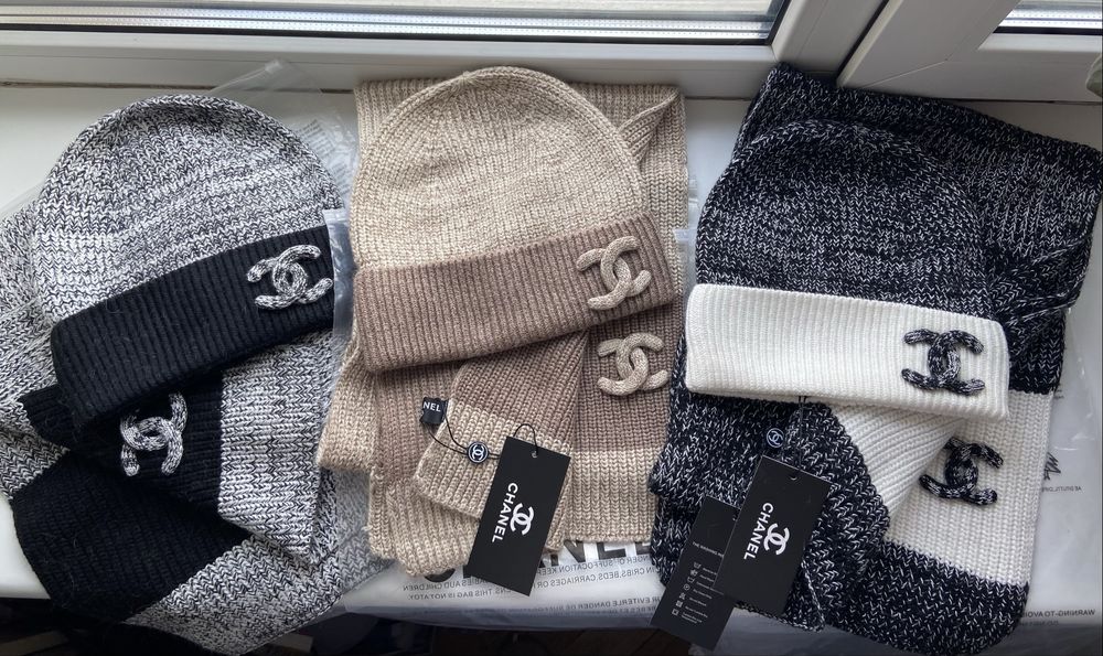 Комплект шарф шапка Chanel новый