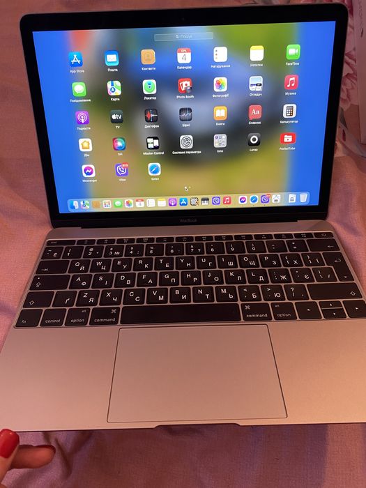MacBook 12 inch.