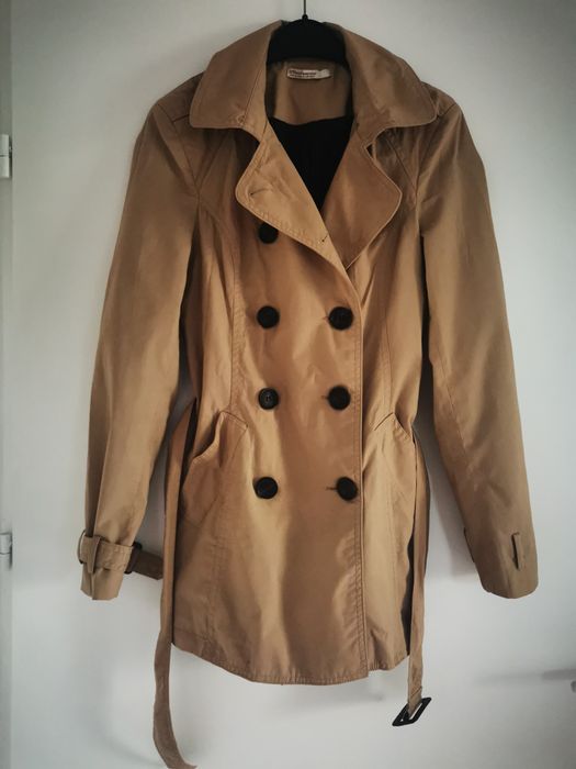 Płaszcz wiosenny dwurzędowy. Stan dobry.