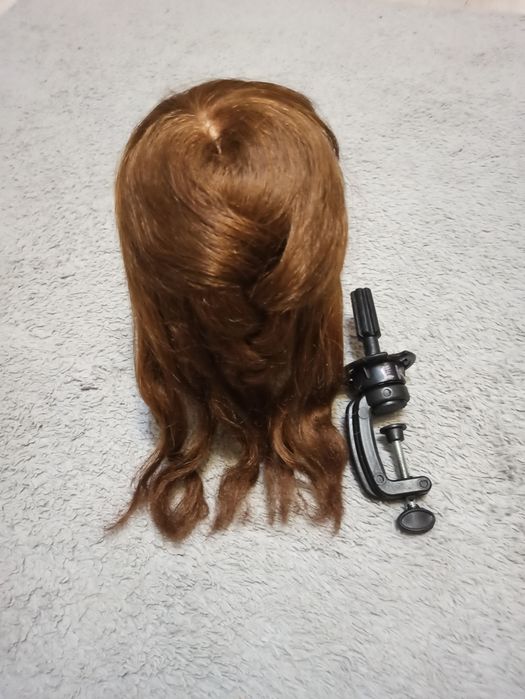 Główka fryzjerska do modelowania i nauki.