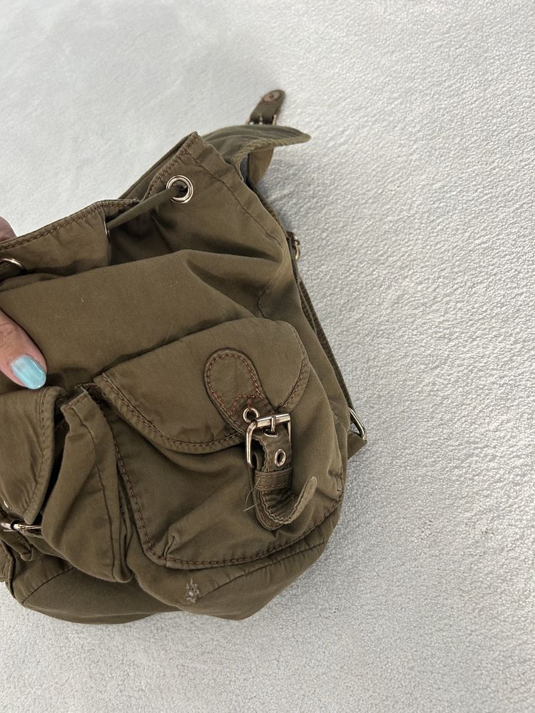 Mochila Zara caqui