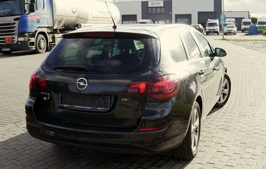 Opel Astra 1.7 CDTI DPF Sports Tourer