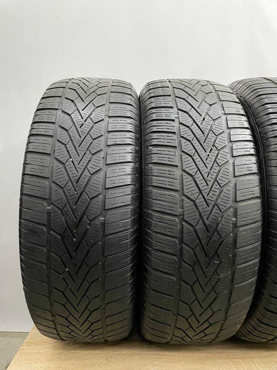Шини Комплект Semperito 235/60 r18 xl  Резина