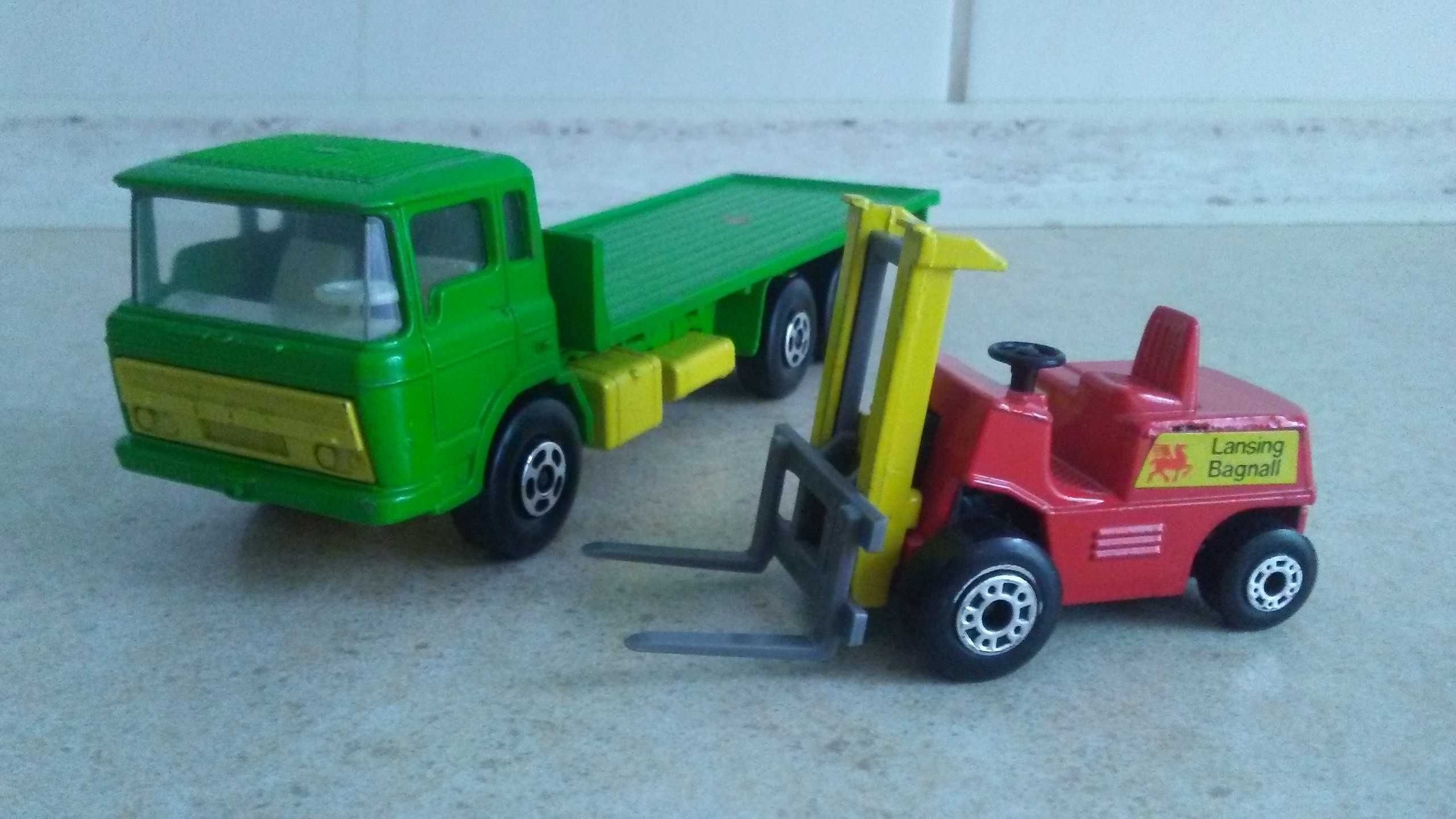 matchbox superkings daf plus wózek widłowy