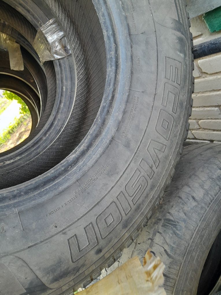 Шины лето 265/75R16 пара б.у