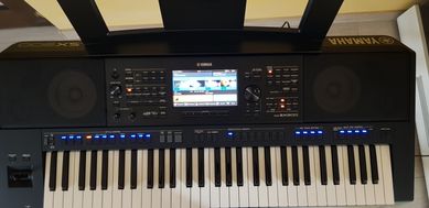 Keyboard Yamaha PSR sx 900