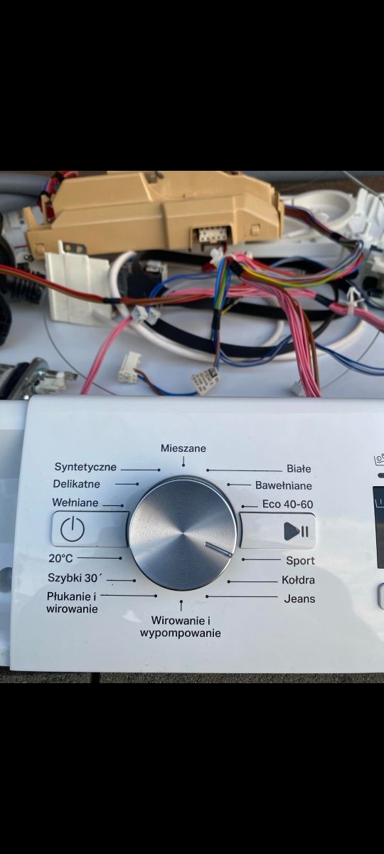 Części z pralki Whirlpool model FFL 7259 B