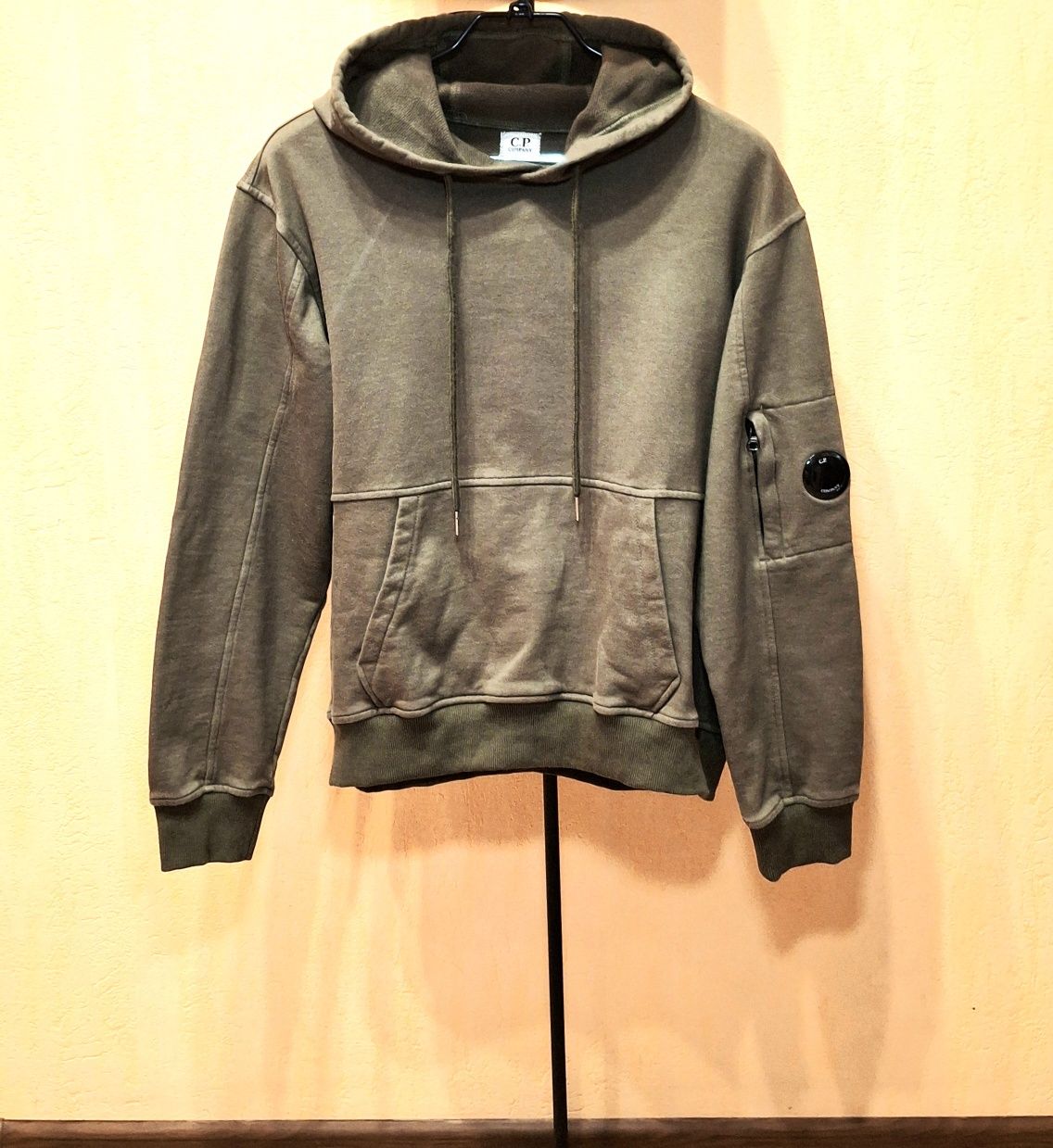 Худи C.P.Company.M~Lразмер.