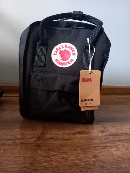 plecak Fjällräven Kånken Mini w kolorze czarnym.
